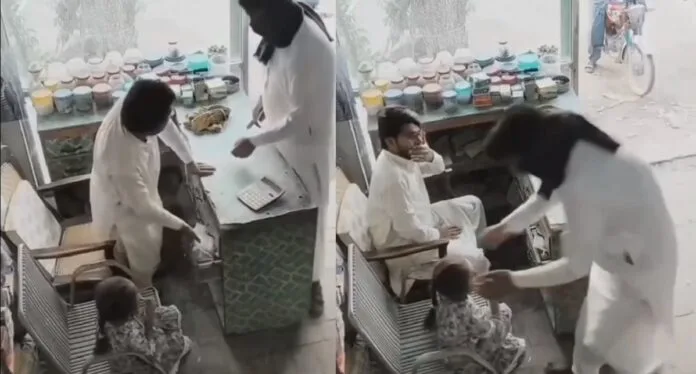 Viral Video 16 बच्ची की मासूमियत ने बदल दिया पूरा मंसूबा