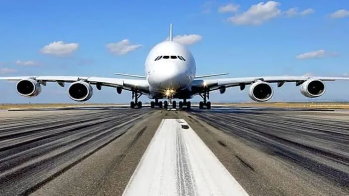 airplane 500 से अधिक विमान प्रभावित — आखिर समस्या क्या है?