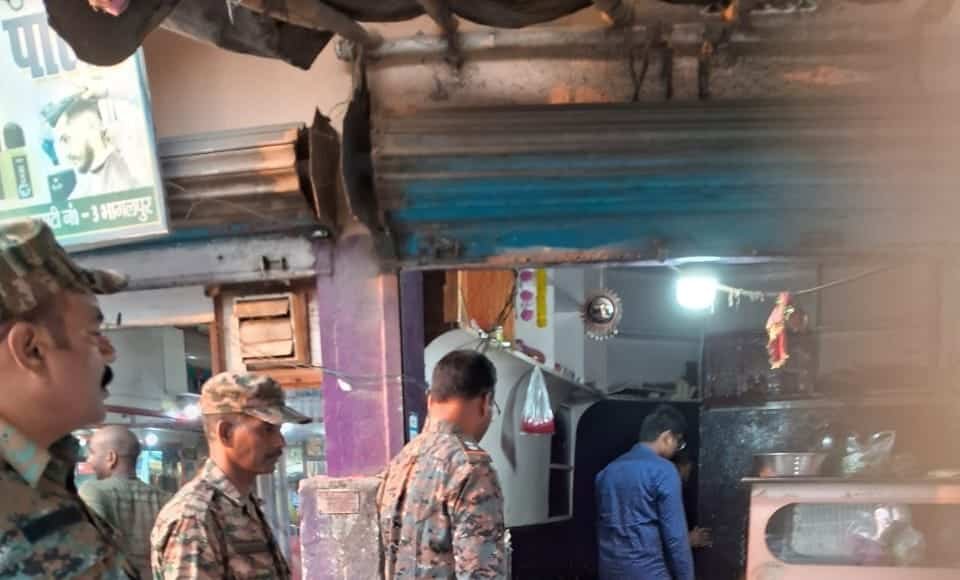 मनाली से भीखनपुर तक अतिक्रमण हटाया