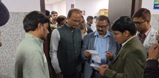 Bhagalpur News : डीडीसी ने जिला अस्पताल पहुंचकर व्यवस्थाओं की जमीनी हकीकत परखी, सुधार को लेकर दिए निर्देश डीडीसी ने जिला अस्पताल का निरीक्षण किया.