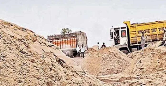 Bihar News-2 वन अधिकारी पर जानलेवा हमला