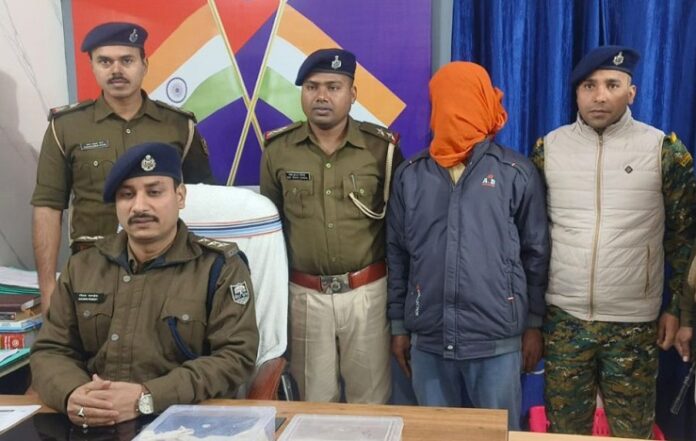 राजपुर में पकड़ा गया अवैध हथियारधारी