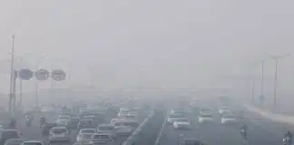 IMD Red Alert : पंजाब से बिहार तक घना कोहरा, दिल्ली में रेड अलर्ट; रेल–हवाई सेवाओं पर बड़ा असर पंजाब से बिहार तक घना कोहरा