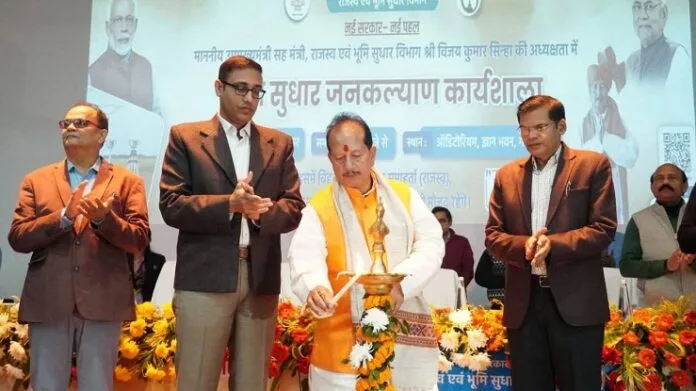 Deputy CM डिप्टी सीएम विजय सिन्हा ने अफसरों को दी हिदायत