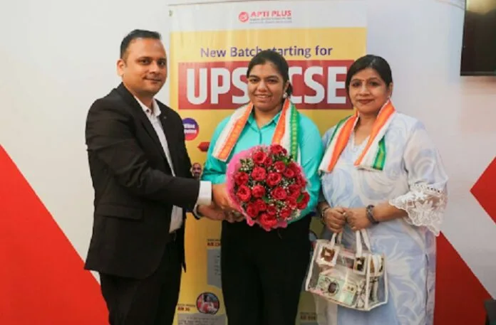 IPS Urmi Sinha Success Story पहले प्रयास में UPSC क्रैक कर बनीं IPS