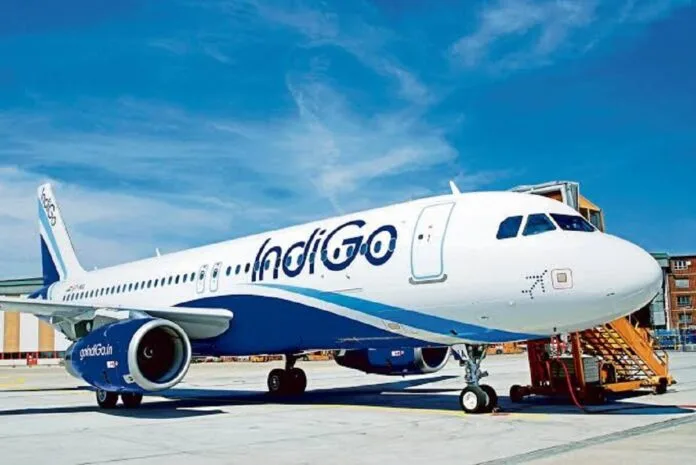 Indigo Flight मुंबई–दिल्ली में 220 उड़ानें रद्द