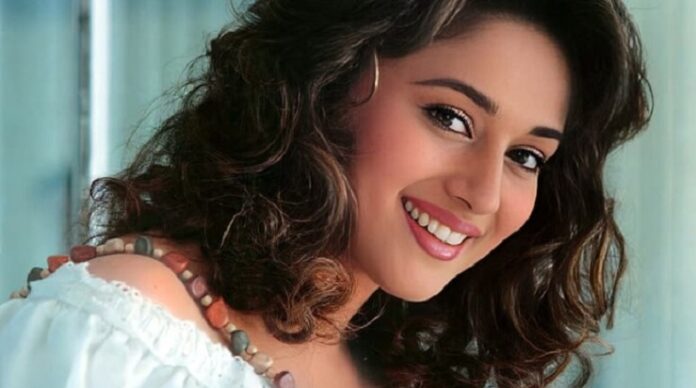 डायरेक्टर बनने की संभावना पर तोड़ी चुप्पी