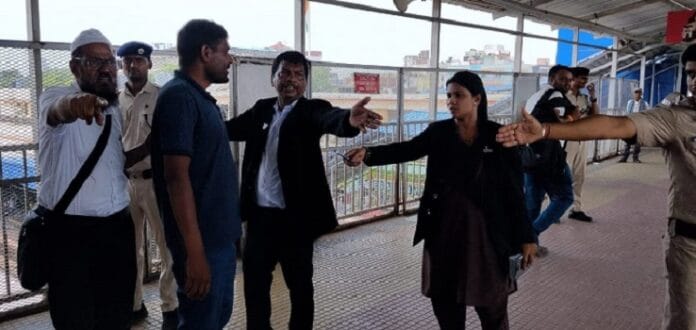 टिकट जांच से रिकॉर्ड कमाई.