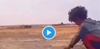 Viral Video | फुफकारता रहा सांप, बच्चे पकड़ते रहे, चौंकाने वाला वायरल वीडियो सोशल मीडिया पर कर रहा ट्रेंड फुफकारता रहा सांप, बच्चे पकड़ते रहे, चौंकाने वाला वीडियो वायरल