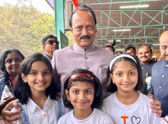 अजित पवार