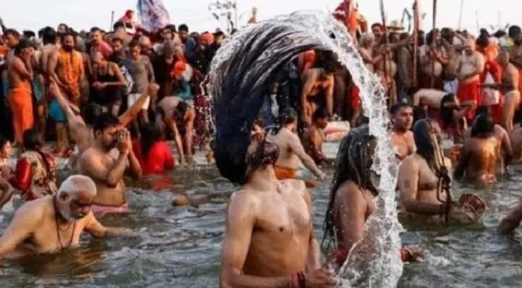 Magh Mela : संगम तट पर माघ मेला, मिनी कुंभ जैसा उत्सव – फोटो और वीडियो में देखें Magh Mela : संगम तट पर माघ मेला, मिनी कुंभ जैसा उत्सव – फोटो और वीडियो में देखें Magh Mela