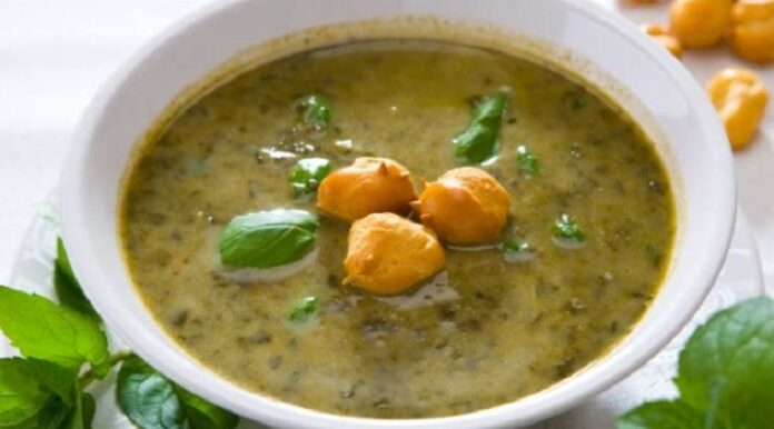 Palak Matar Soup