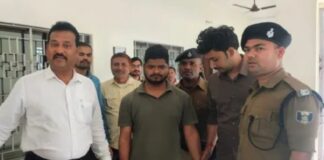 बिहार में भ्रष्टाचार पर वार, समस्तीपुर और सुपौल में 2 अधिकारी घूस लेते गिरफ्तार दलसिंहसराय
