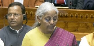 Budget 2026 Live : इनकम टैक्स स्लैब में बदलाव नहीं, बजट के बाद शेयर बाजार में भारी गिरावट Finance Minister