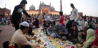 रोजेदारों ने दुआ के साथ खोला अपना रोजा, जानिए 19 फरवरी से 20 मार्च तक सेहरी और इफ्तार का सही वक्त Ramadan