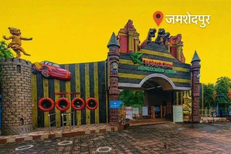 जमशेदपुर : बारिश में ड्यूटी आसान होगी, 200 पुलिसकर्मियों को मिले रेनकोट