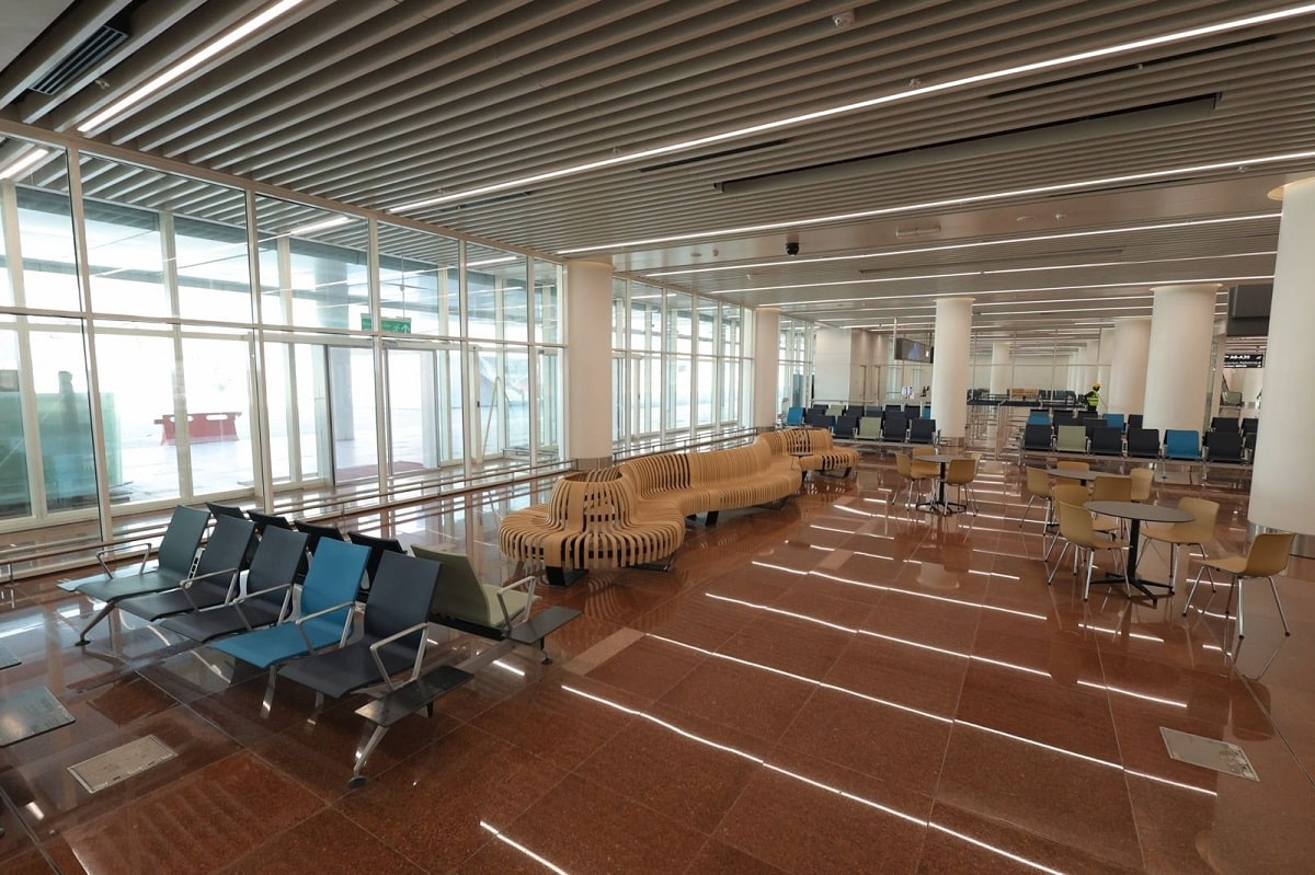 नोएडा इंटरनेशनल एयरपोर्ट शुरू, 7 करोड़ यात्रियों के लिए बनेगा बड़ा हवाई हब नोएडा इंटरनेशनल एयरपोर्ट शुरू, 7 करोड़ यात्रियों के लिए बनेगा बड़ा हवाई हब Noida International Airport 3