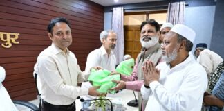 Bhagalpur News : हज पर जाने से पहले 135 यात्रियों को मिला मार्गदर्शन और सम्मान Bhagalpur