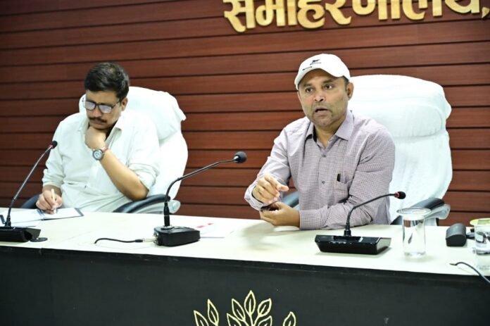 भागलपुर डीएम