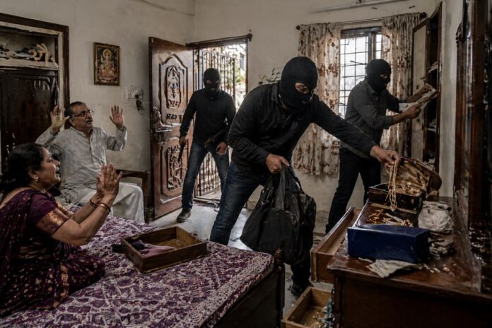 बिहार में लूट