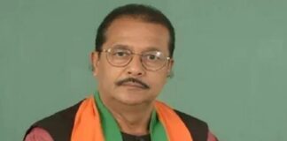 वित्त मंत्री राधा कृष्ण किशोर