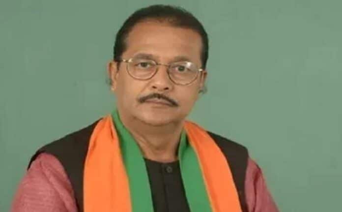 वित्त मंत्री राधा कृष्ण किशोर