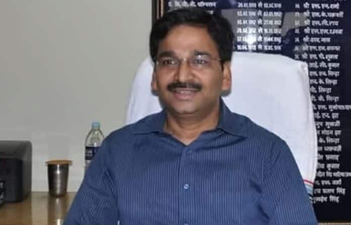 आईएएस विनय चौबे