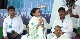 मालदा कांड पर ममता बनर्जी भड़कीं, बोलीं-शांति बिगाड़ने की साजिश कर रहे BJP और चुनाव आयोग Mamata Banerjee