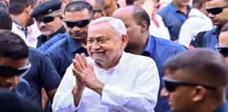 नीतीश कुमार