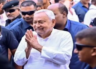 नीतीश कुमार