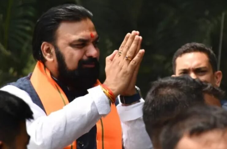 मुख्यमंत्री के भागलपुर दौरे की तैयारियों की समीक्षा करते डीएम और एसएसपी