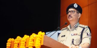 महिला अपराध पर DGP का सख्त संदेश, पुलिसकर्मियों को दी चेतावनी—वर्दी रौब के लिए नहीं डीजीपी विनय कुमार