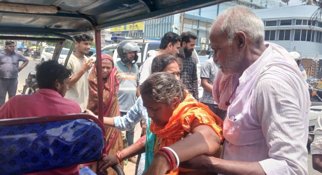 टोटो का चक्का खुला
