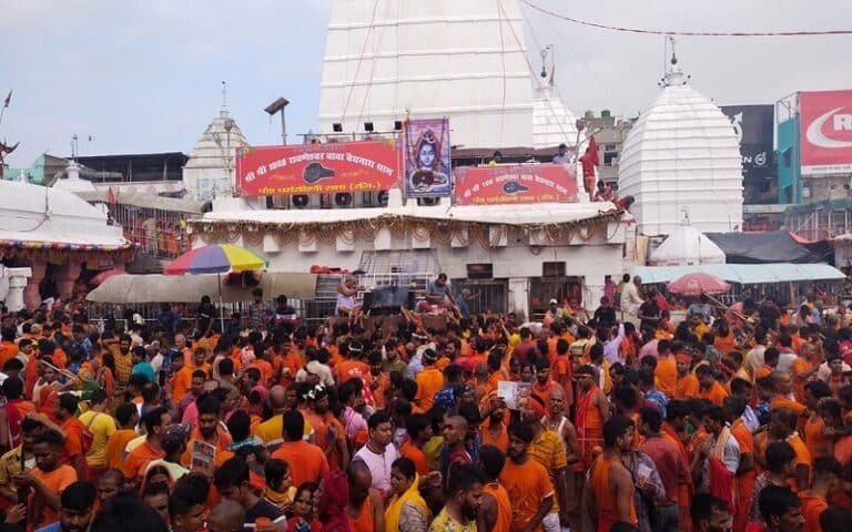 देवघर में AI करेगा भीड़ की निगरानी, संख्या बढ़ी तो कई स्थानों पर रोके जाएंगे श्रद्धालु