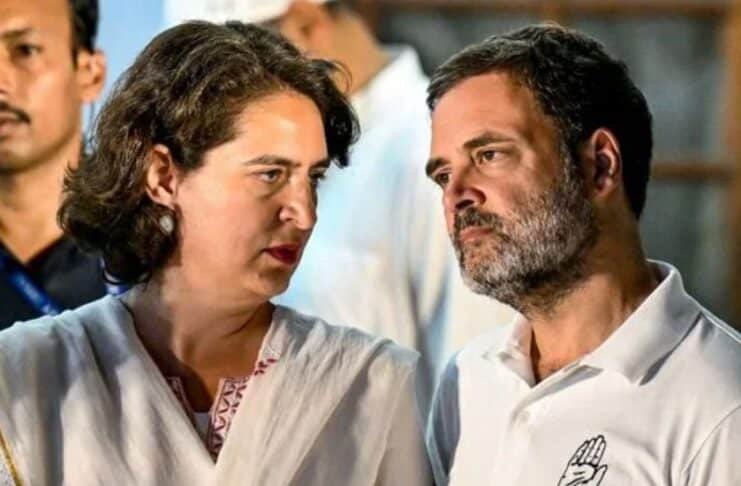 पीएम आवास के बाहर प्रदर्शन.