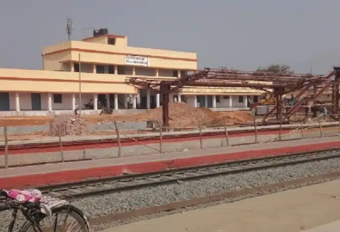 railway track accident site