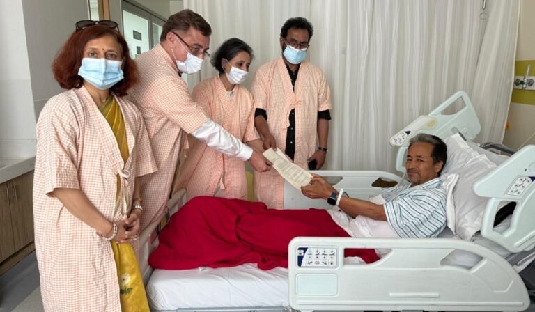 सोनम वांगचुक ने खत्म की 26 दिन की भूख हड़ताल, केंद्रीय मंत्रियों की मौजूदगी में टूटा अनशन