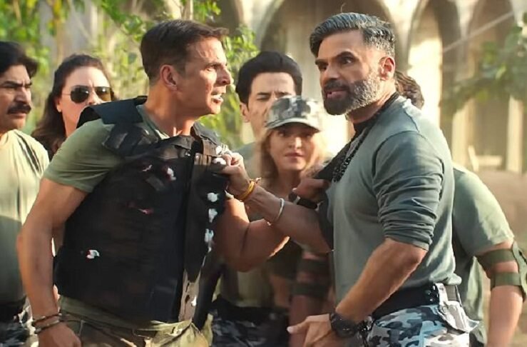 Welcome To The Jungle director Ahmed Khan with Akshay Kumar and Raveena Tandon