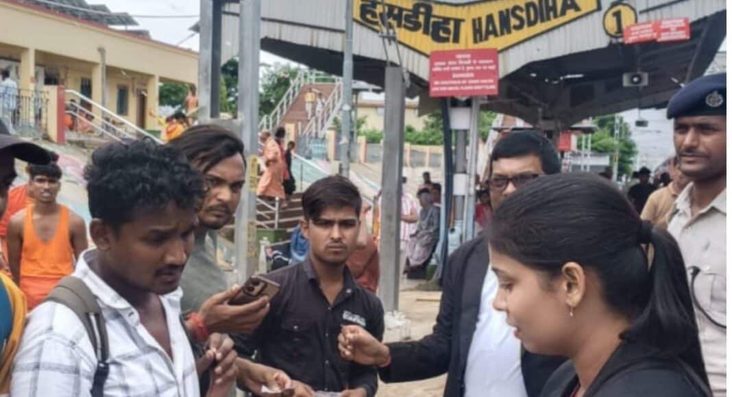 भागलपुर-दुमका रेलखंड में टिकट जांच