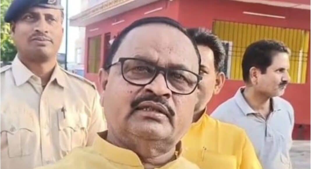 गोपाल मंडल कांग्रेस में शामिल