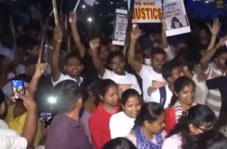 सीएम हाउस से पांच सदस्यीय छात्र प्रतिनिधिमंडल को वार्ता का संदेश