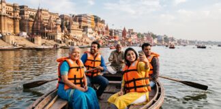 भागलपुर : बाढ़ से पहले सुरक्षा इंतजाम मजबूत करेगा प्रशासन, खरीदी जायेंगी लाइफ जैकेट बाढ़ बचाव के लिए लाइफ जैकेट