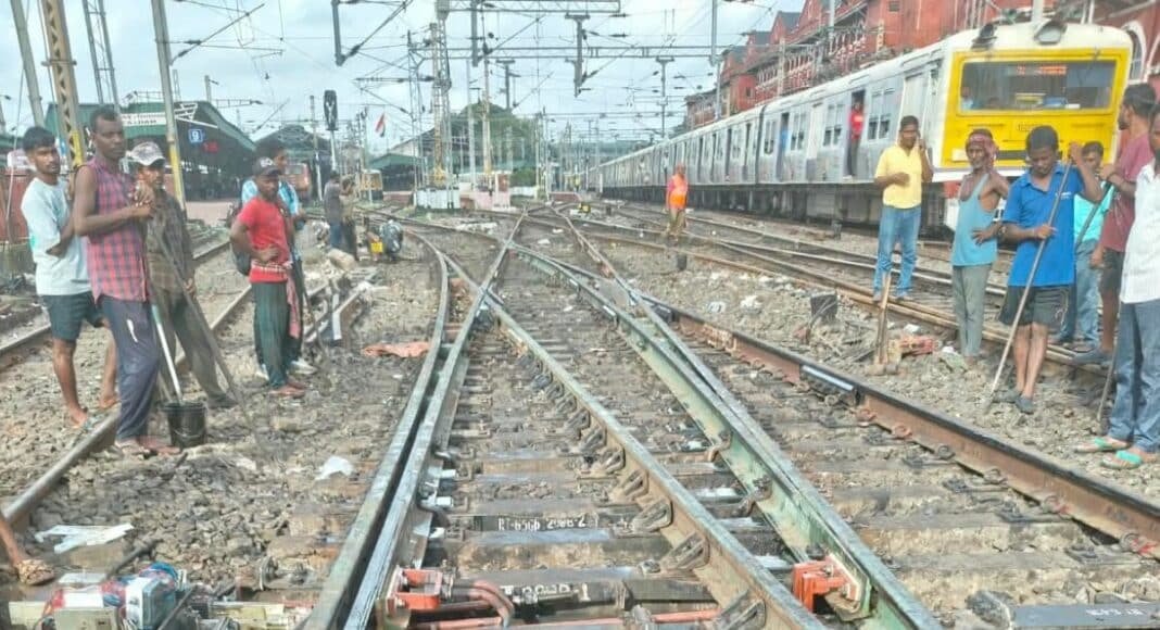सियालदह यार्ड में 7 घंटे का मेगा ब्लॉक सफल