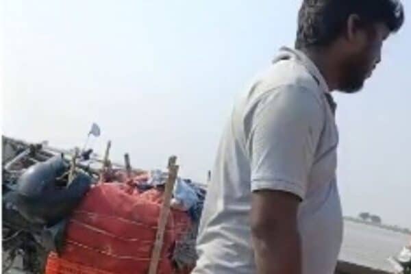गंगा के तेज बहाव
