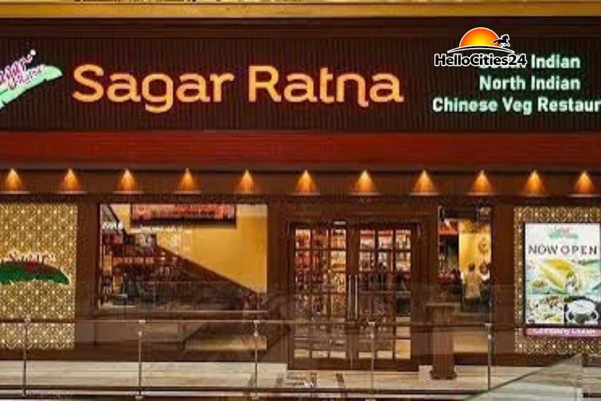 Success Story : 18 रुपये की नौकरी से 180 करोड़ के कारोबार तक, ऐसे खड़ी की जयराम बानन ने 'सागर रत्न' की बादशाहत Success Story : 18 रुपये की नौकरी से 180 करोड़ के कारोबार तक, ऐसे खड़ी की जयराम बानन ने 'सागर रत्न' की बादशाहत Sagar Ratna Restaurant